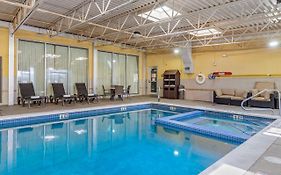 Comfort Inn & Suites Triadelphia - Wheeling